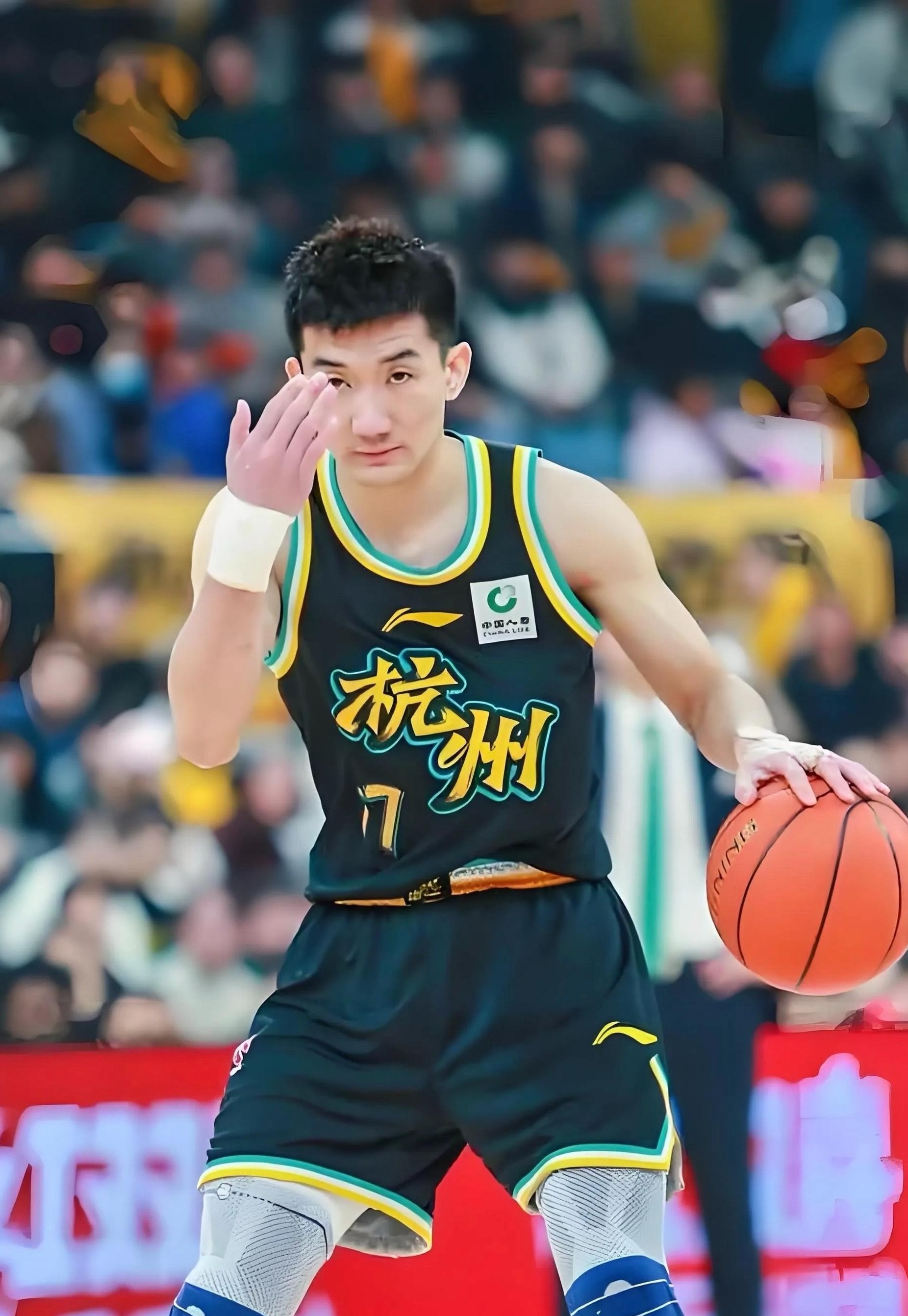 勇士逆转尼克斯，孙铭徽统治全场