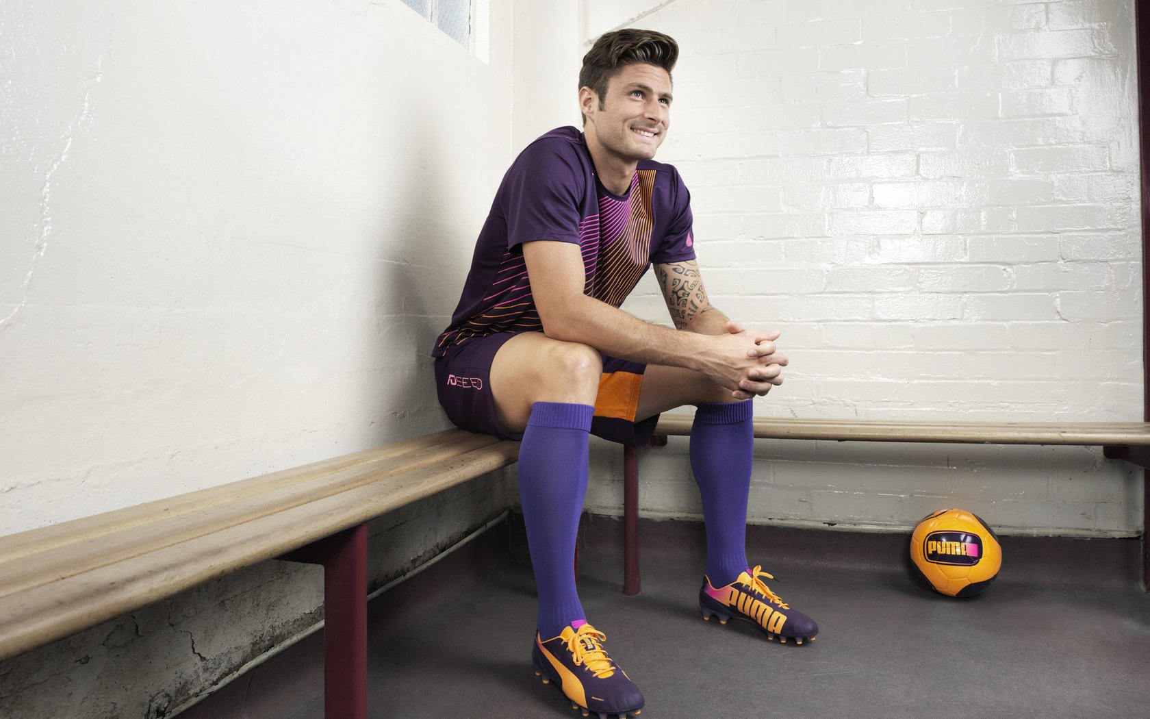 本泽马硬仗之王！英格兰力克毕尔巴鄂背后的战术密码