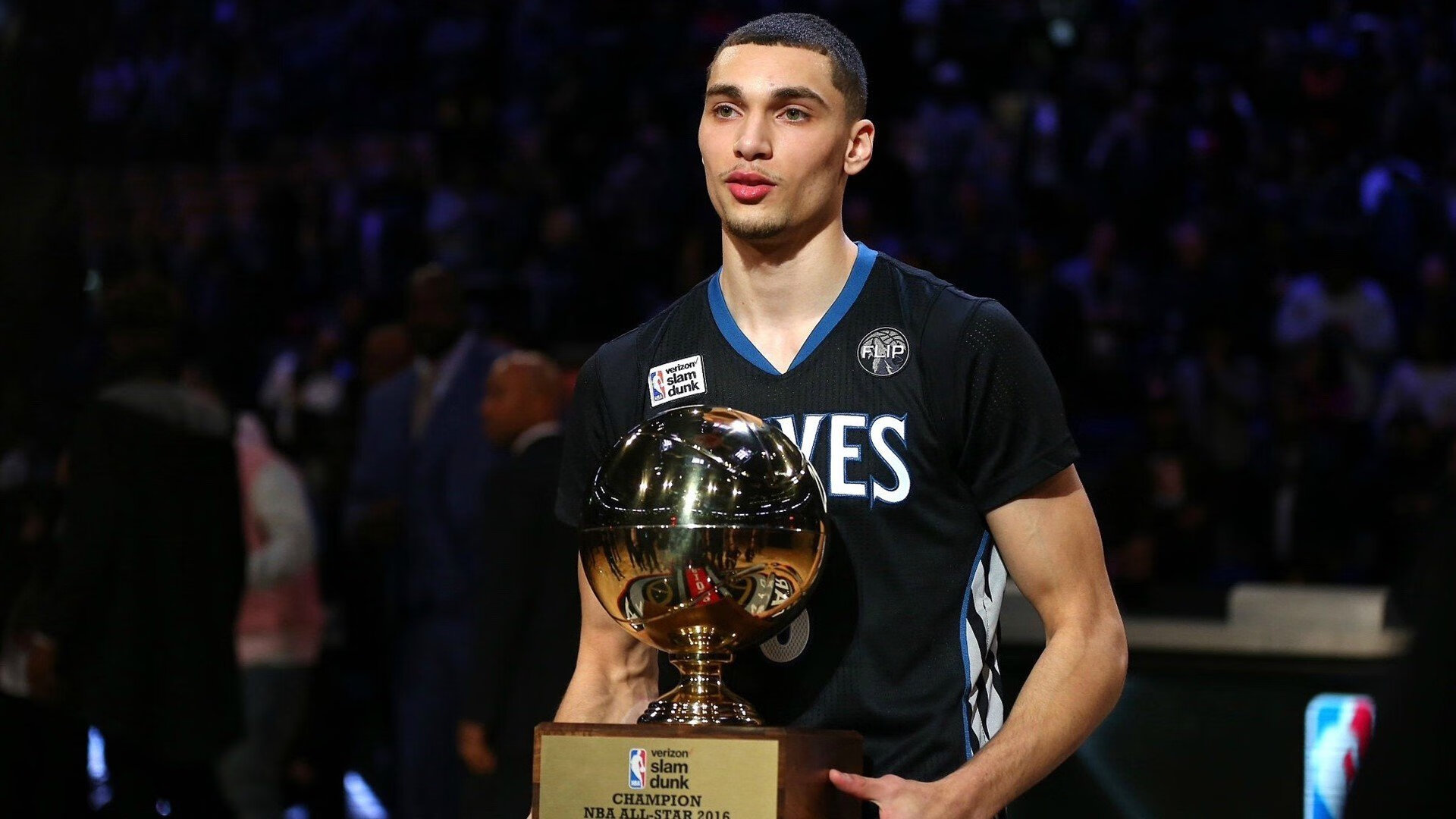 西甲国家德比之夜，哈利伯顿个人能力完全展现，当篮球天才遇见足球盛宴